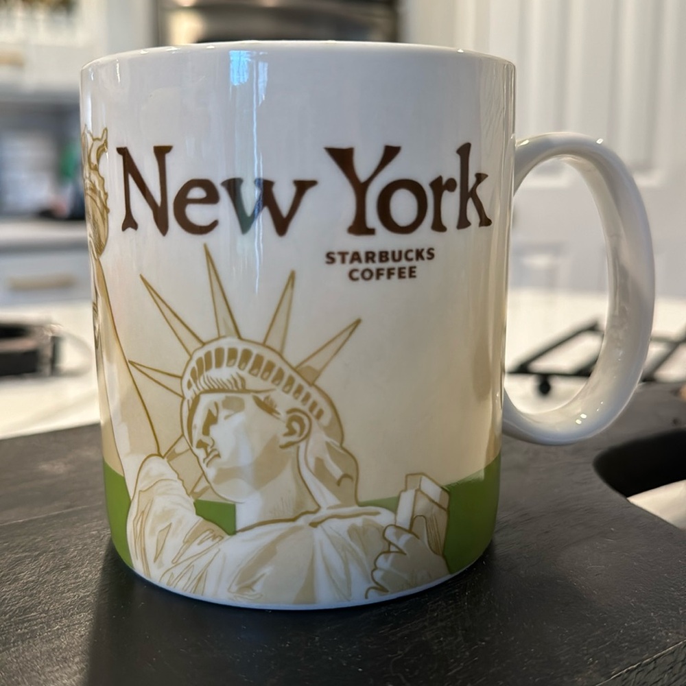 Starbucks collector series 16 fluid ounce mug